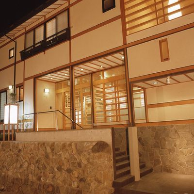 附日本料理 懷石 會席 方案的日本溫泉飯店 住宿 旅館 完美行溫泉