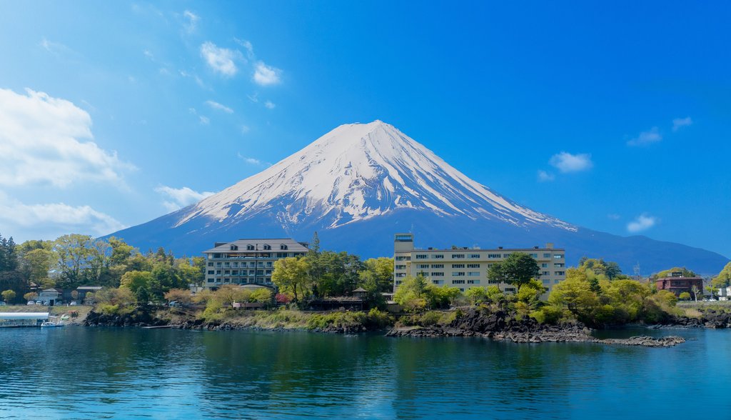 富士山湖畔酒店